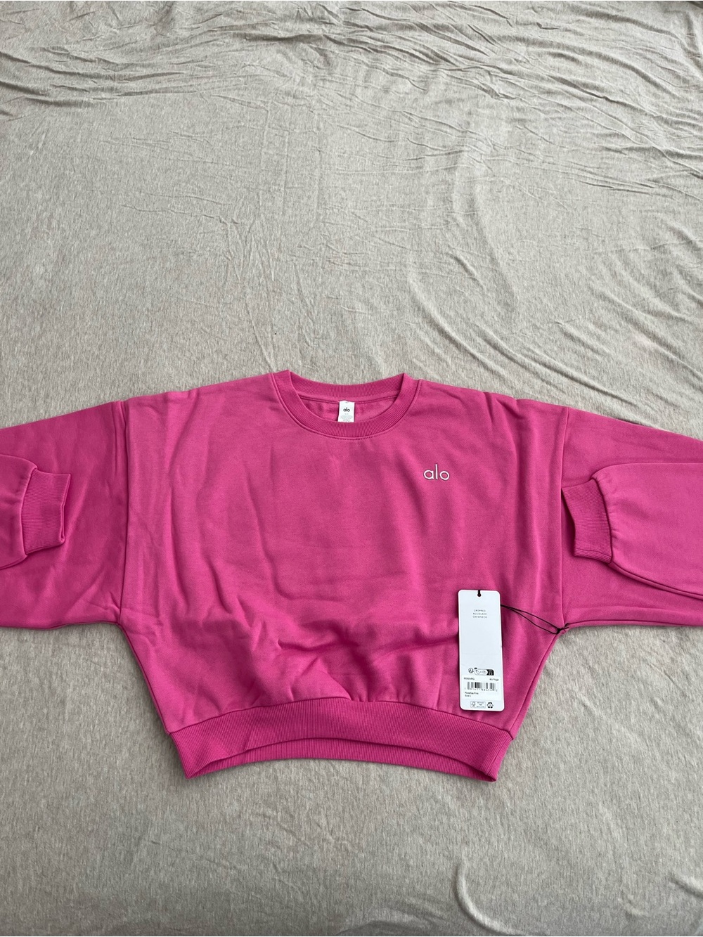 ALO Yoga Women's Cropped Crewneck Sweatshirt - Hot Pink